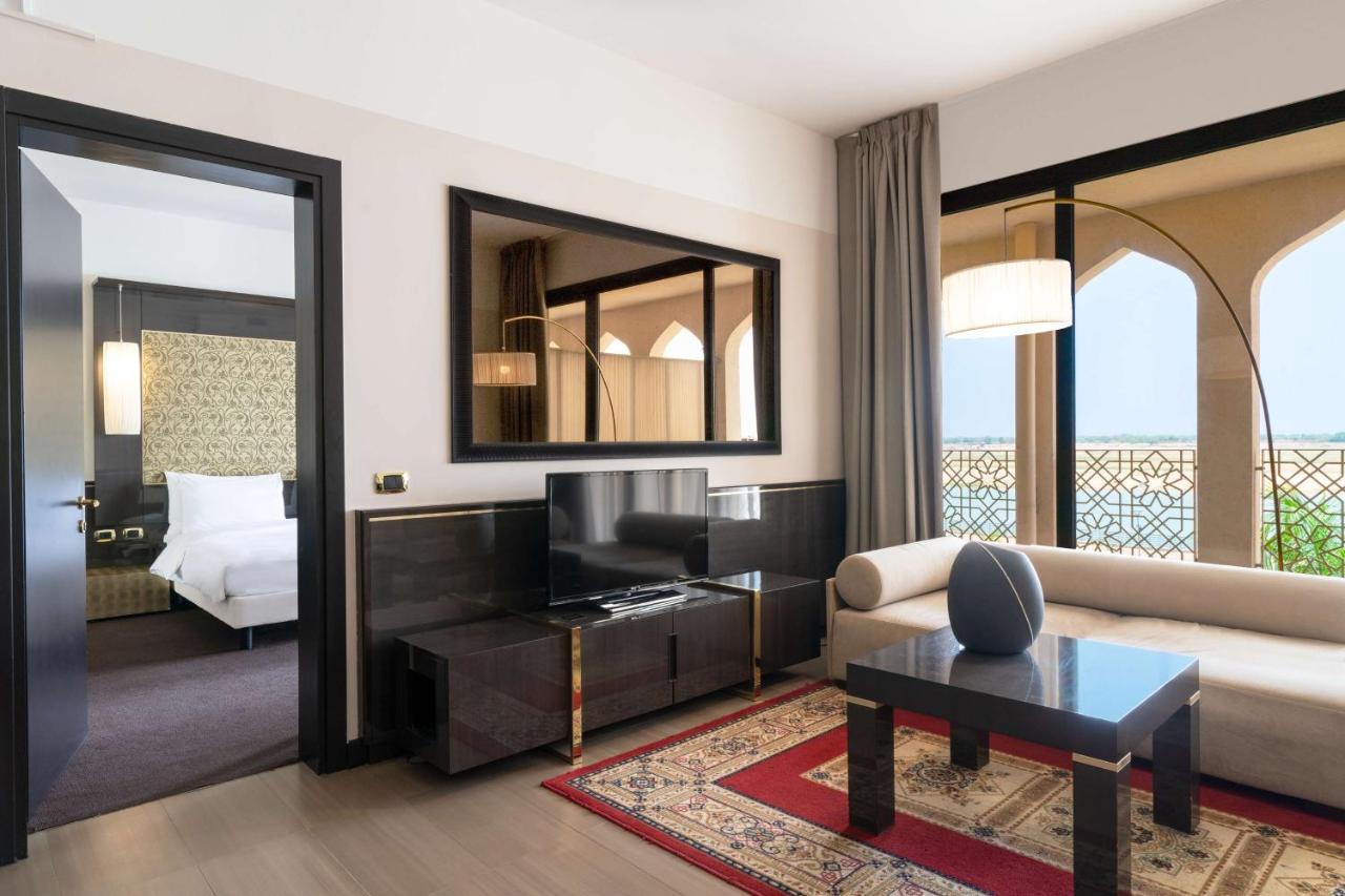 Radisson Blu Hotel N'Djamena Ngoại thất bức ảnh