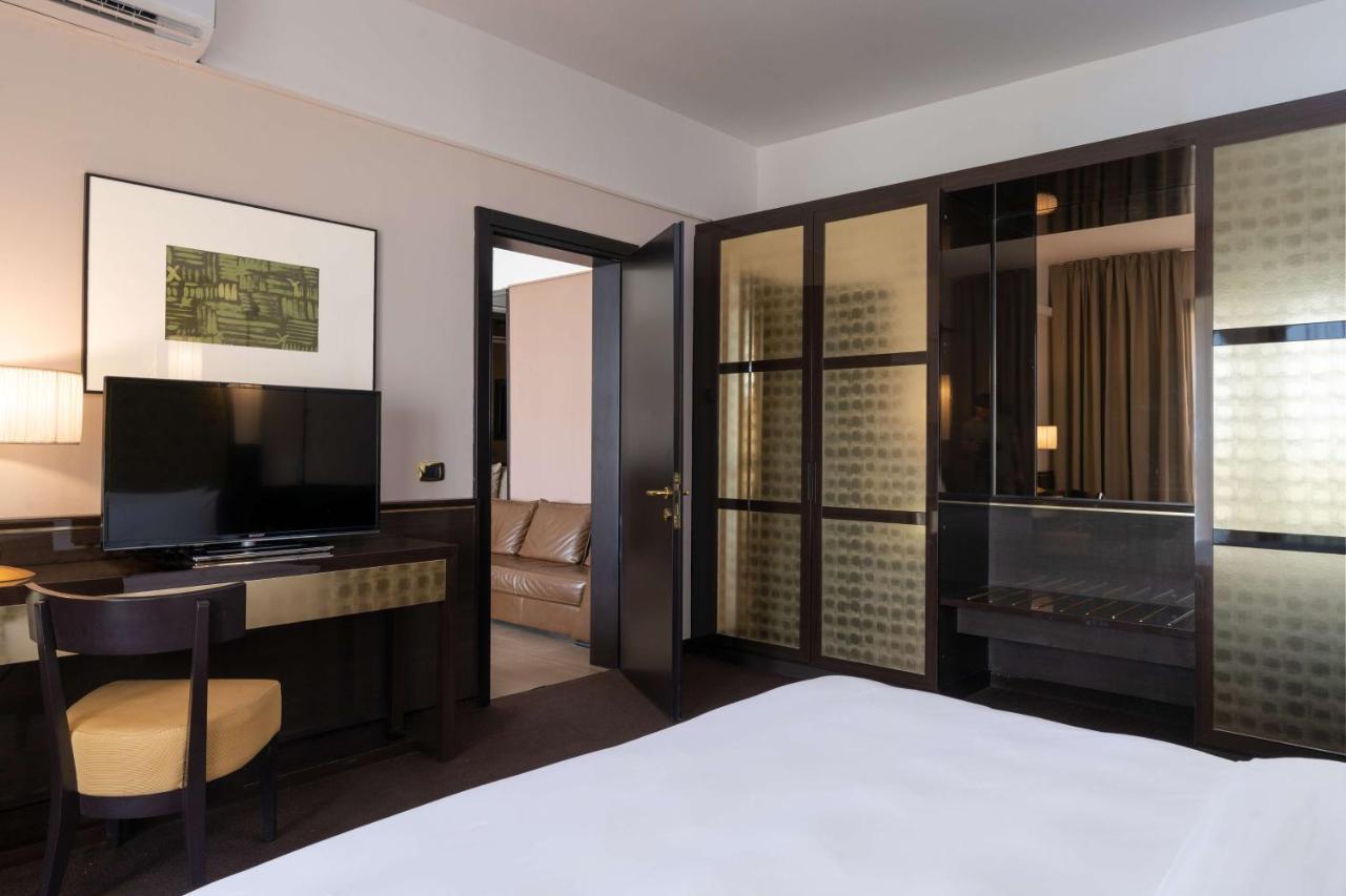 Radisson Blu Hotel N'Djamena Ngoại thất bức ảnh