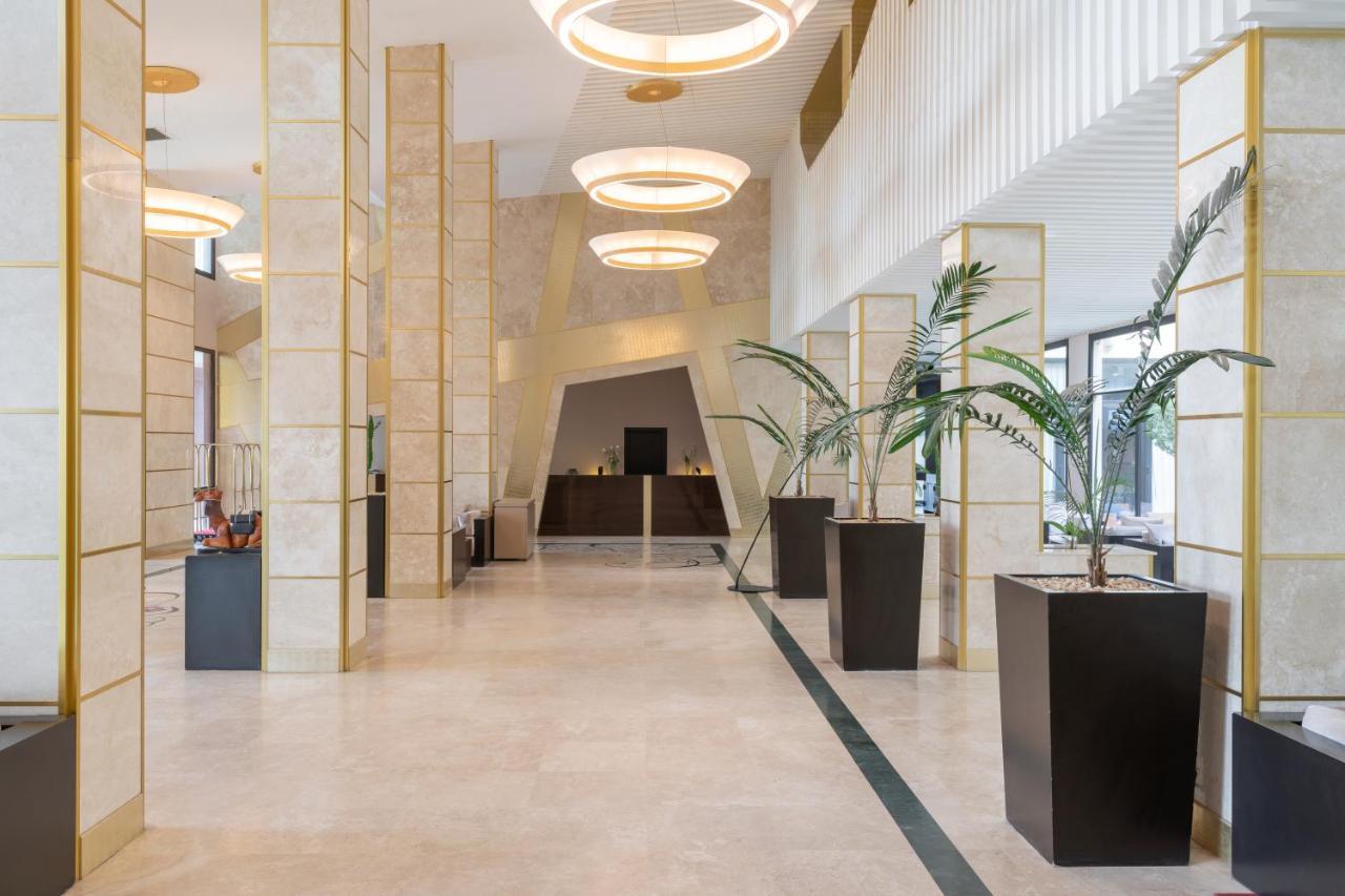 Radisson Blu Hotel N'Djamena Ngoại thất bức ảnh