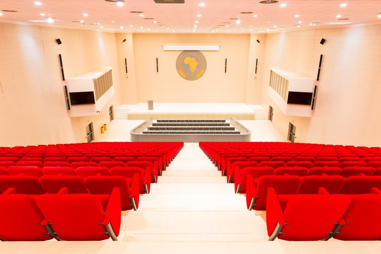 Radisson Blu Hotel N'Djamena Ngoại thất bức ảnh