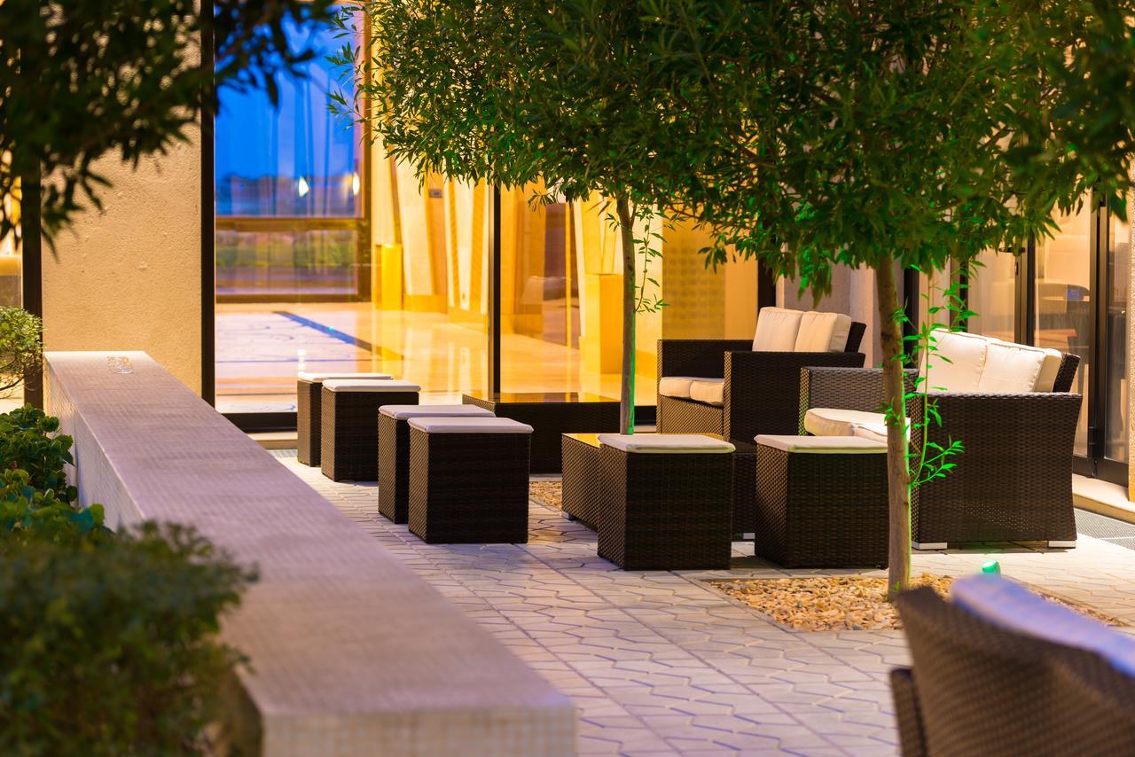 Radisson Blu Hotel N'Djamena Ngoại thất bức ảnh